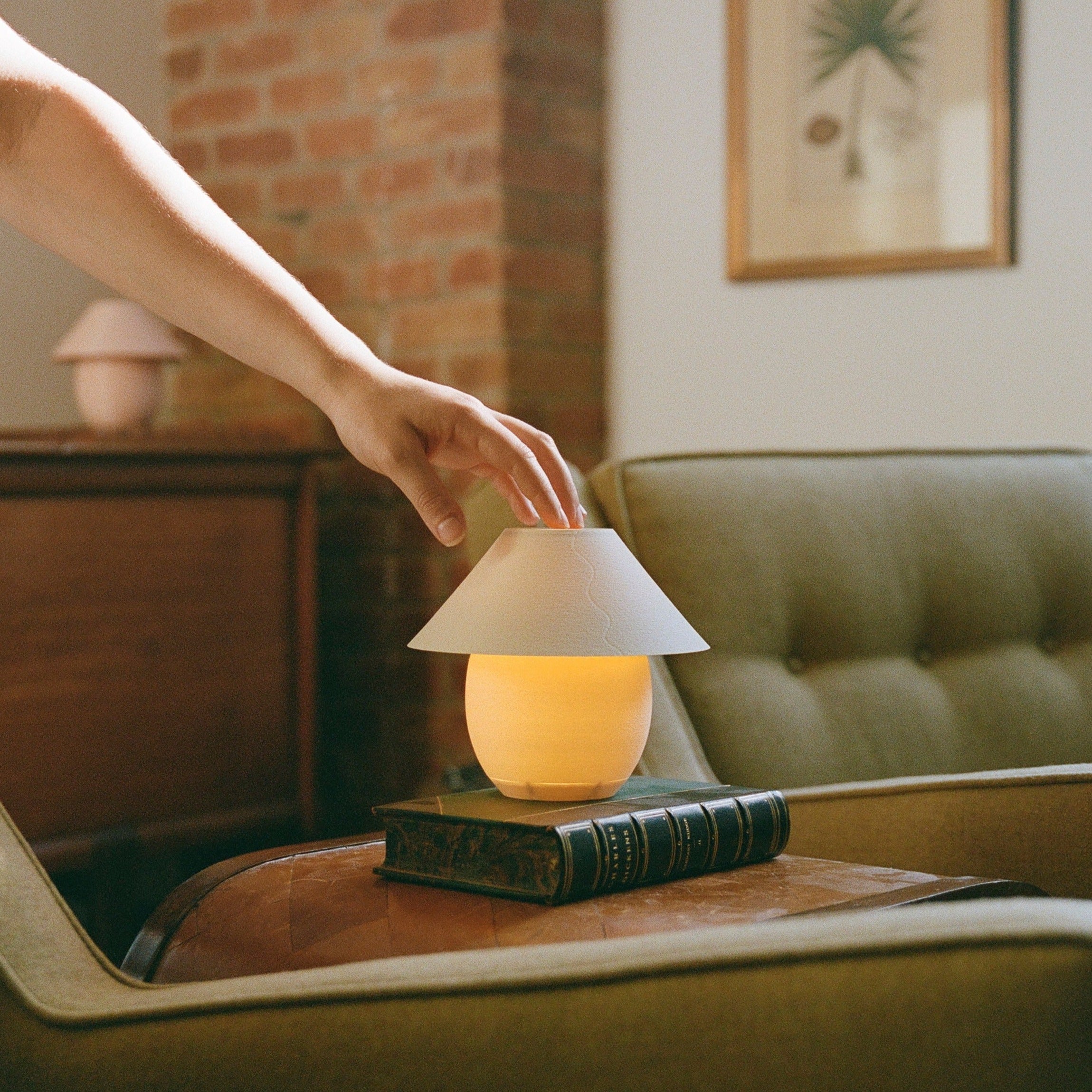 Scoop Lamp