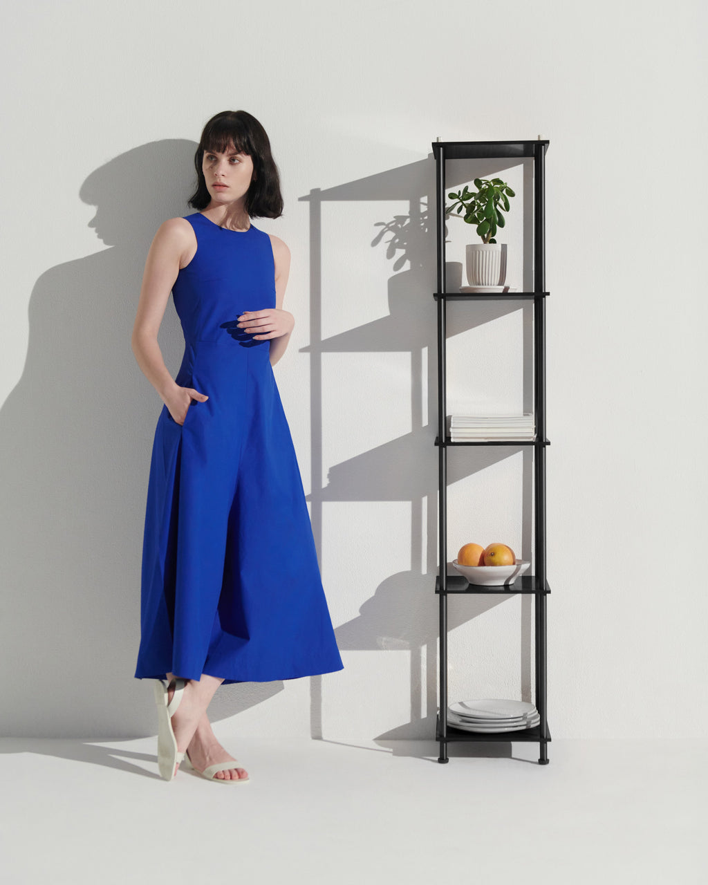 Aria Shelf Lamp