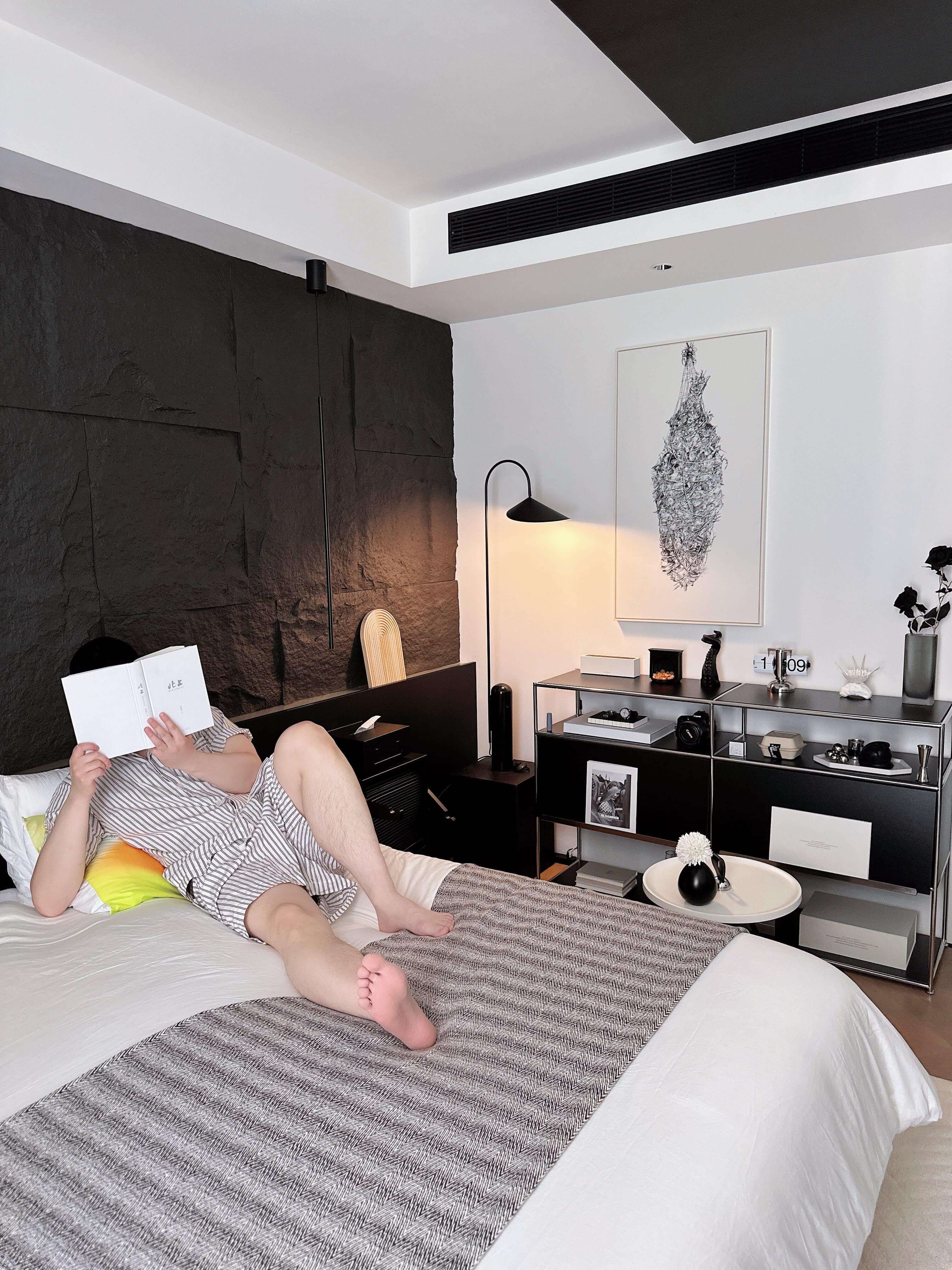 Arum Floor Lamp