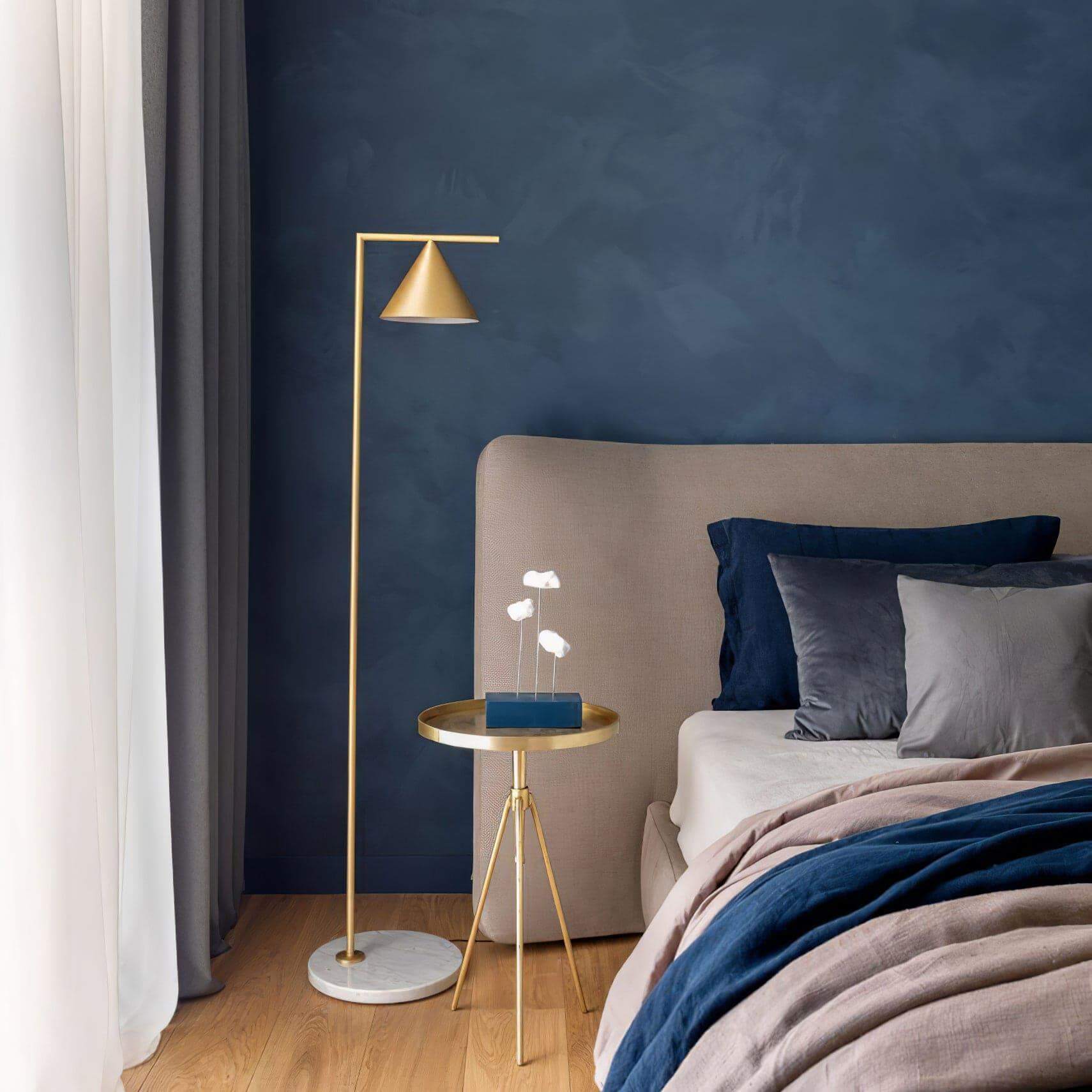 Captain Floor Lamp