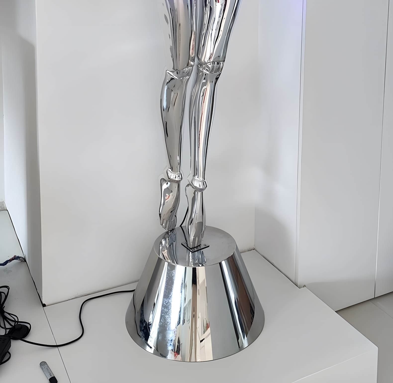 Elvion Angel Floor Lamp