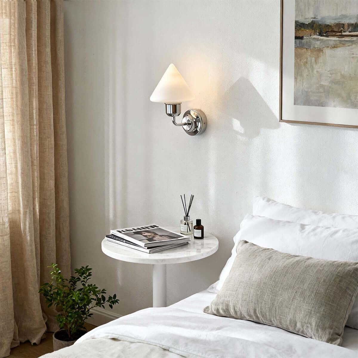 Juzekro Wall Lamp
