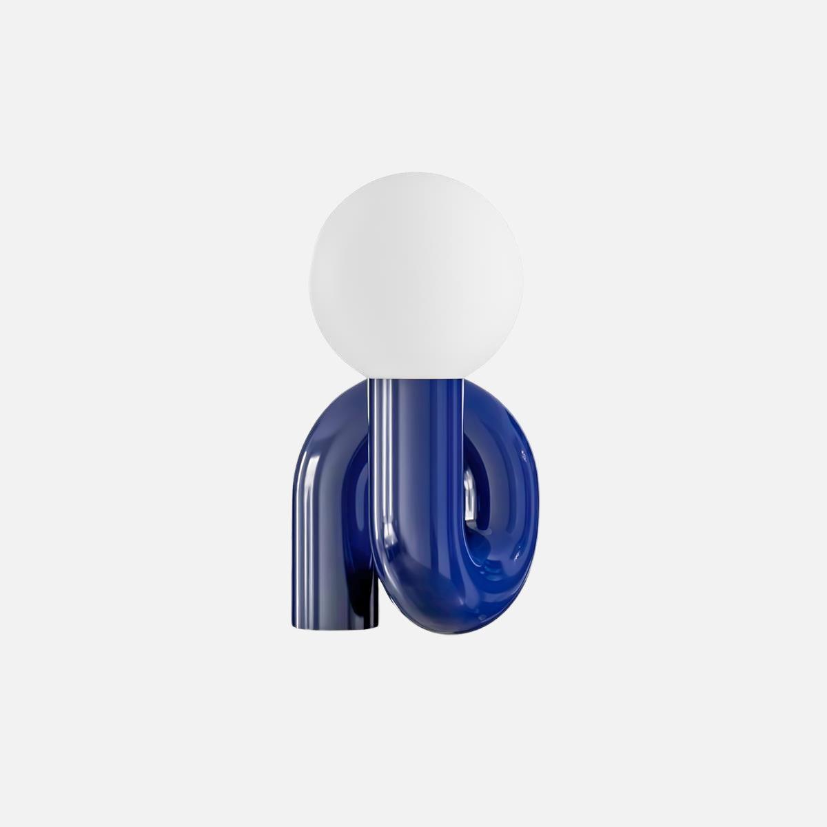 Neotenic Table Lamp