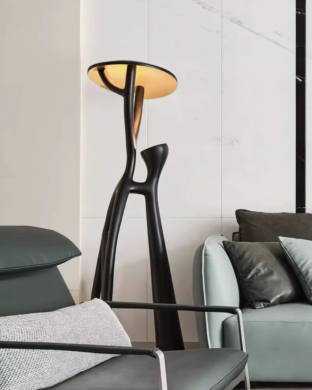 Nivaro Resin Floor Lamp