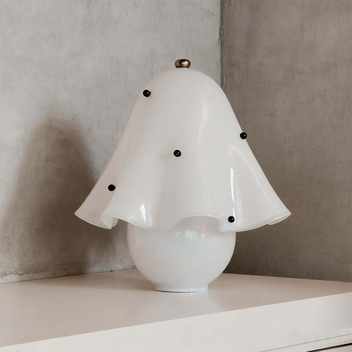 Novrae Table Light