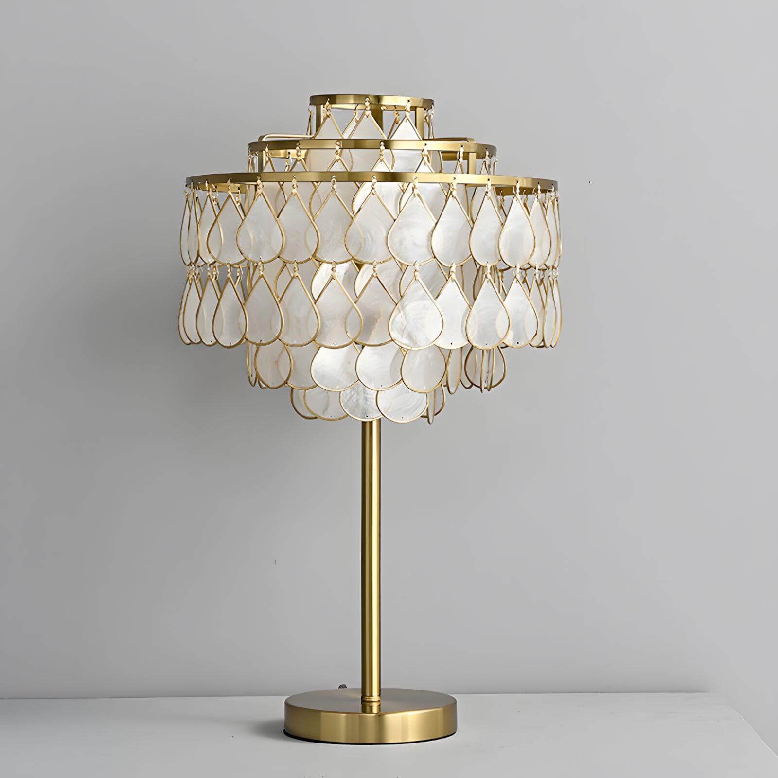 Teardrops Shell Table Lamp