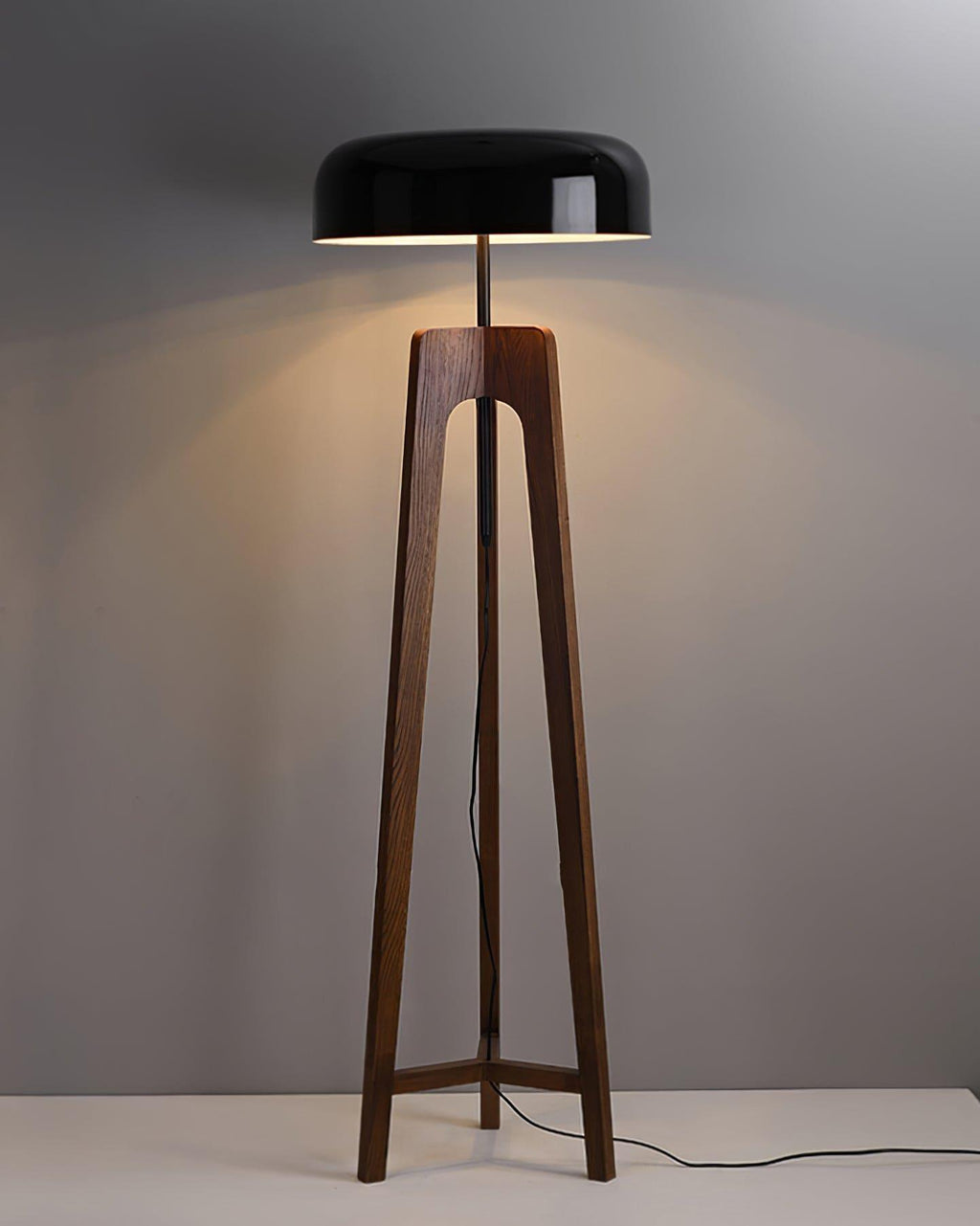 Towa Wood Floor Lamp