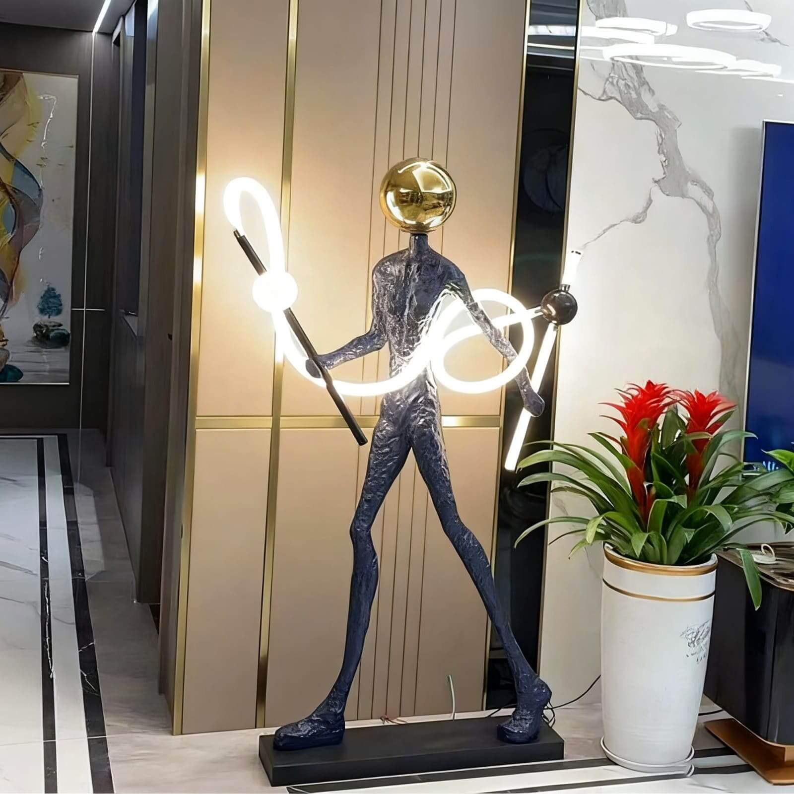 Vezqo Sculpture Floor Lamp