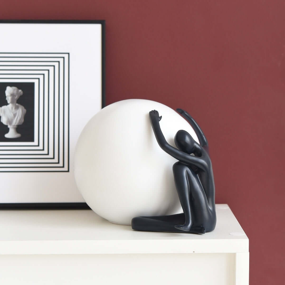 Zelvora Sculptural Table Lamp