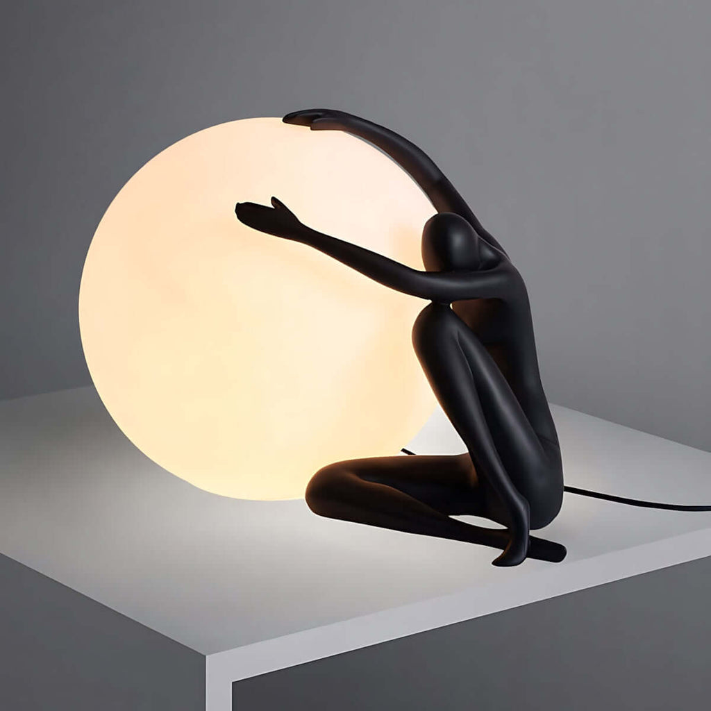 Zelvora Sculptural Table Lamp