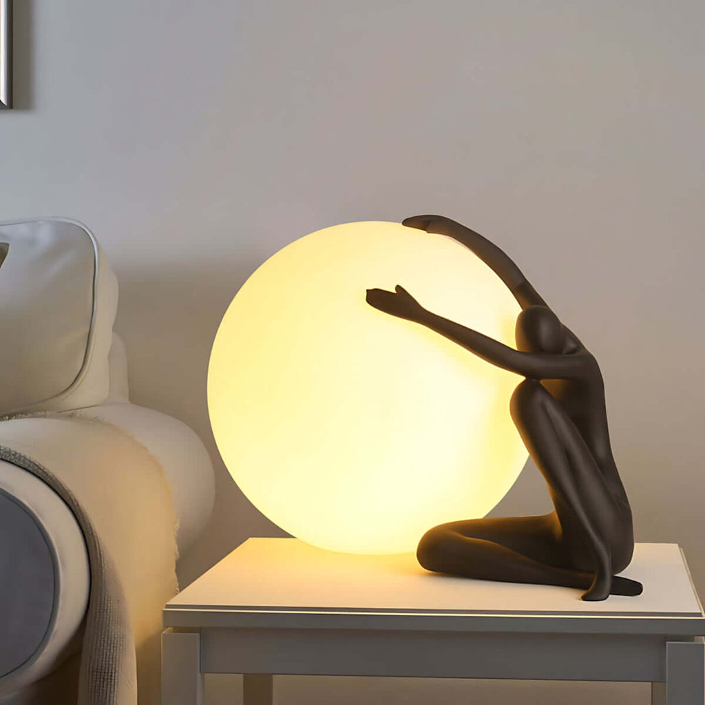 Zelvora Sculptural Table Lamp
