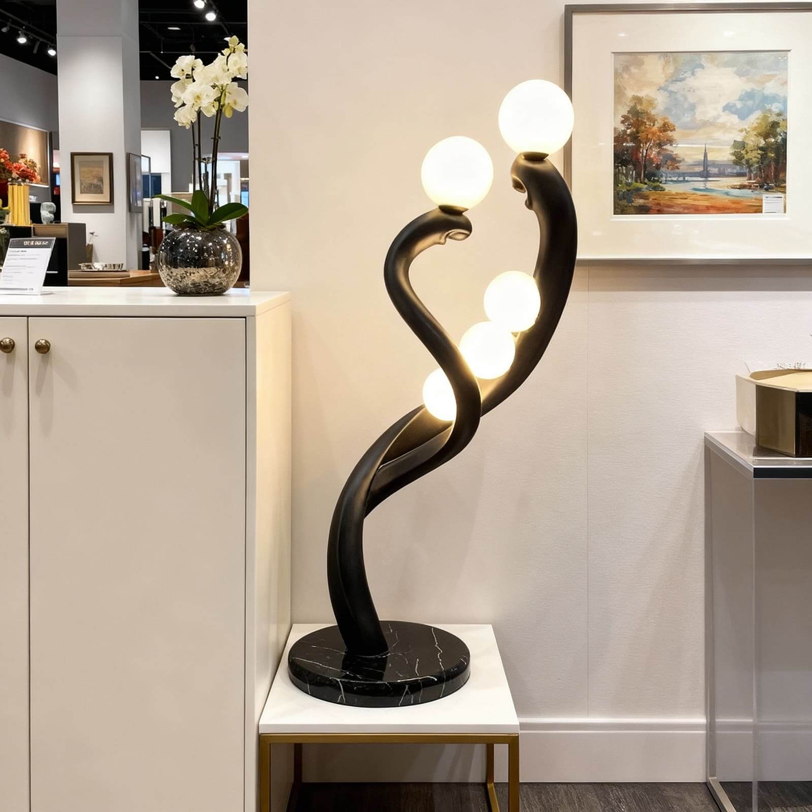 Elunza Sculpture Table Lamp