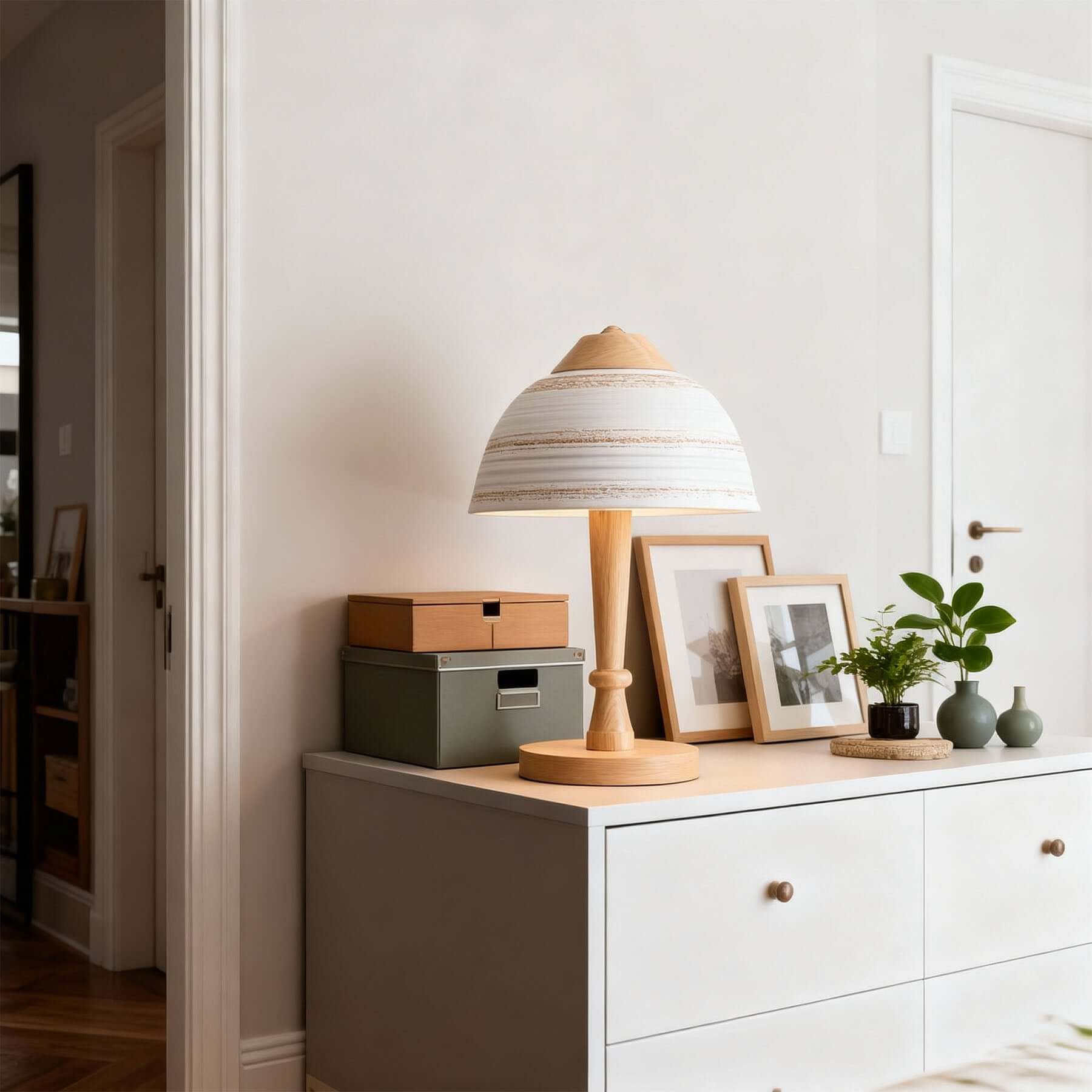 Javre Table Lamp