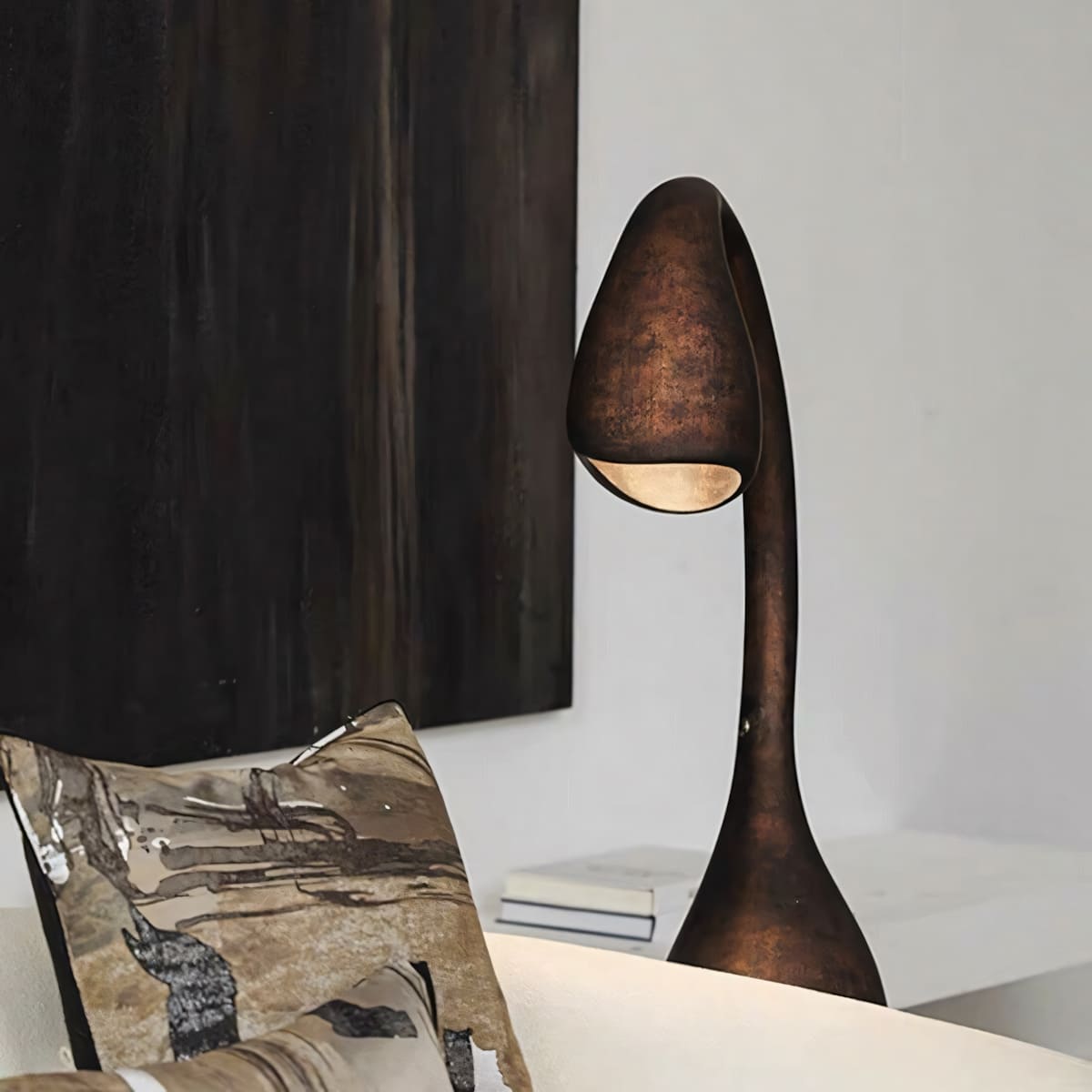 Lirno Sculptural Table Lamp