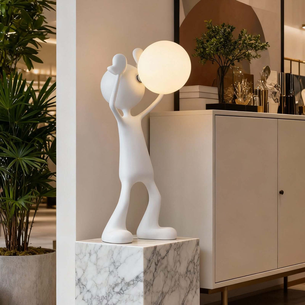 Nuvako Sculpture Table Lamp