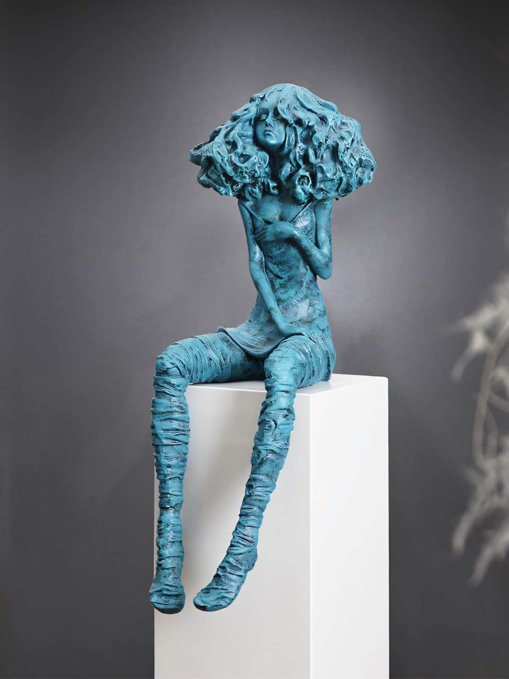 Nuvrion Resin Sculpture