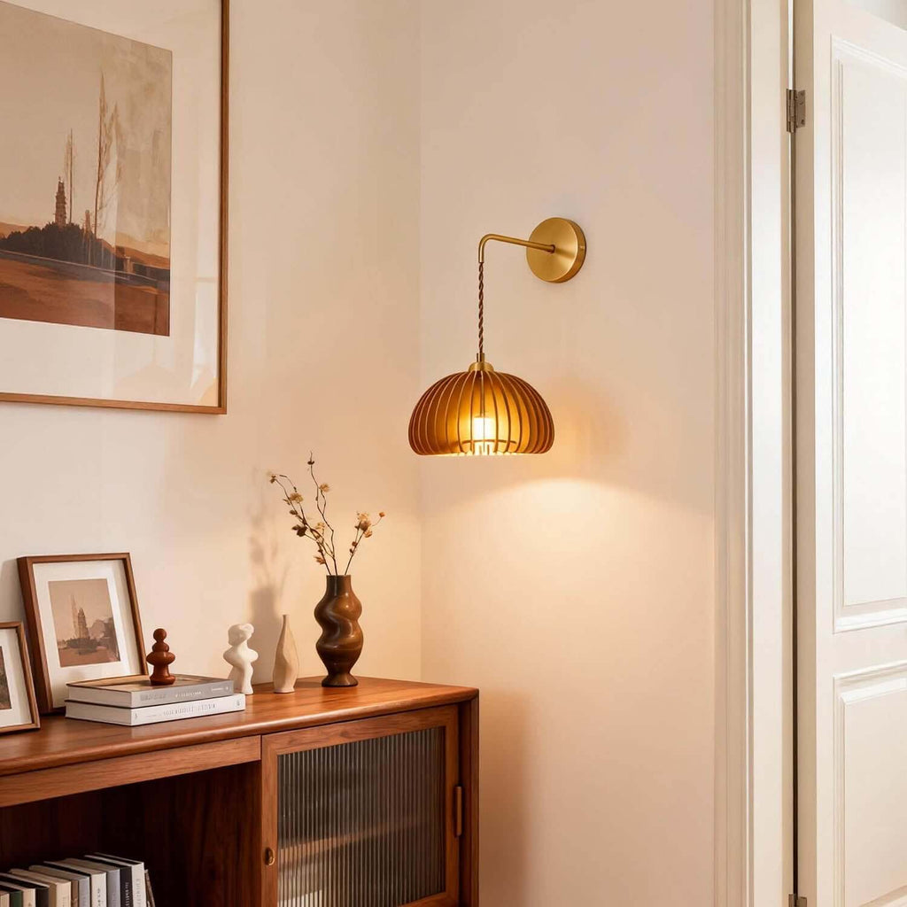 Toravi Wall Light