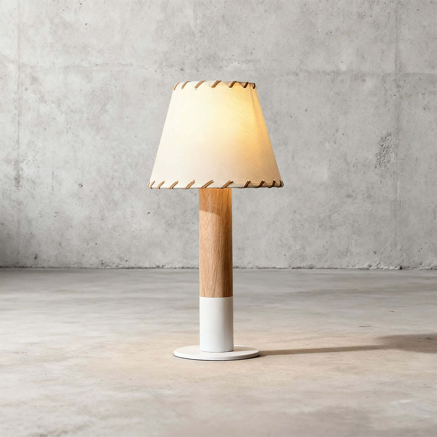 Wenor Table Lamp