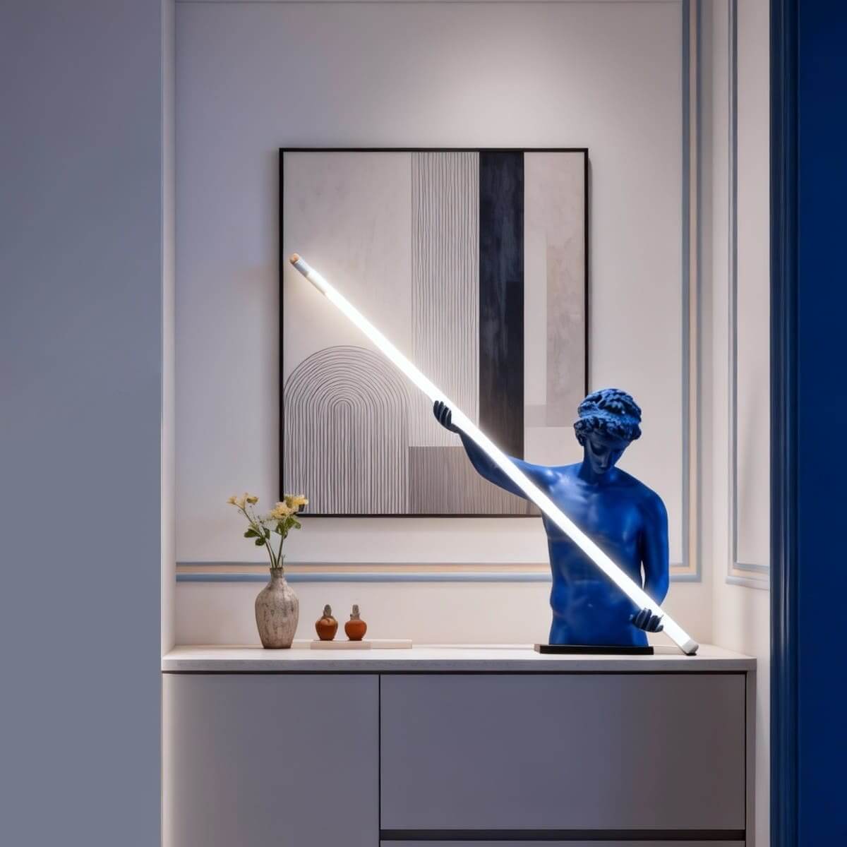 Zaryos Sculpture Table Lamp