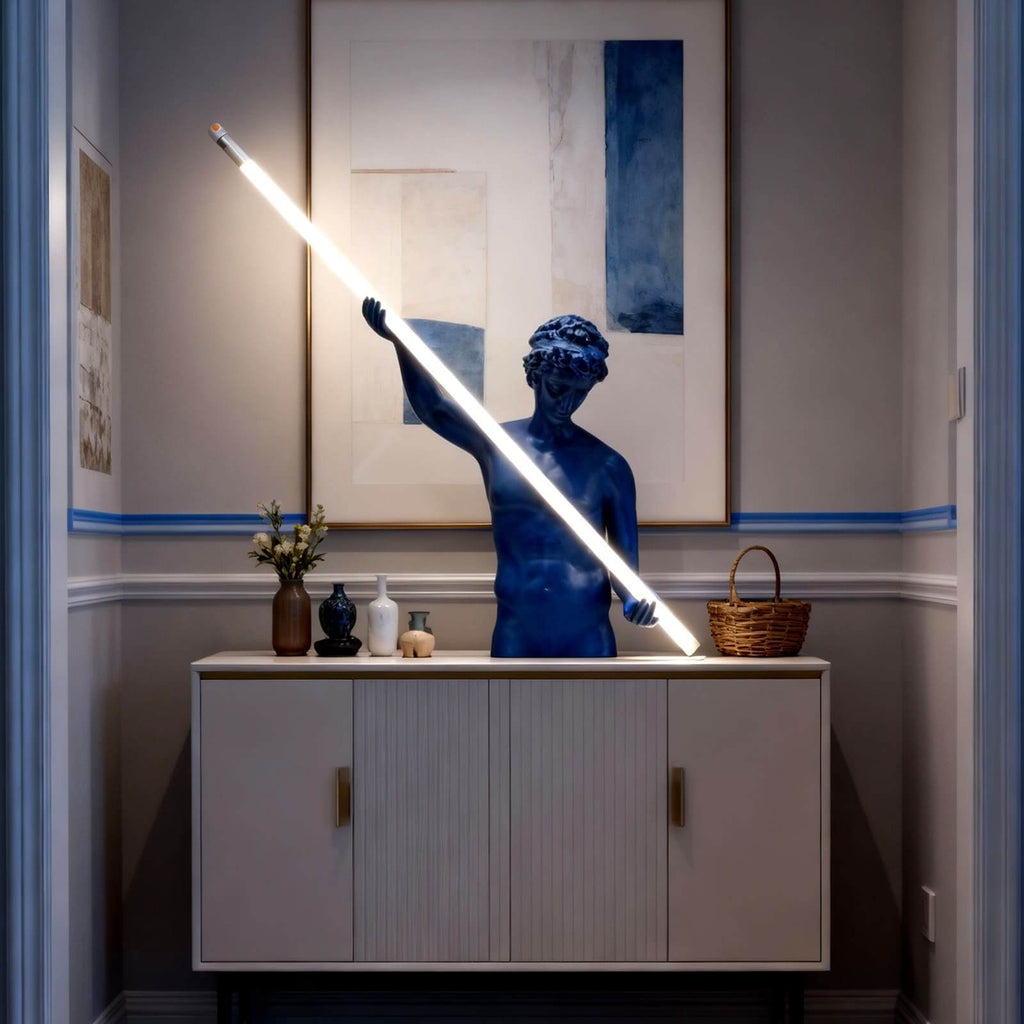 Zaryos Sculpture Table Lamp